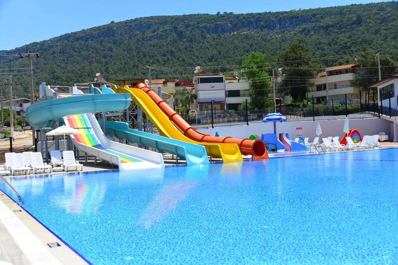 Ramada Resort Akbuk